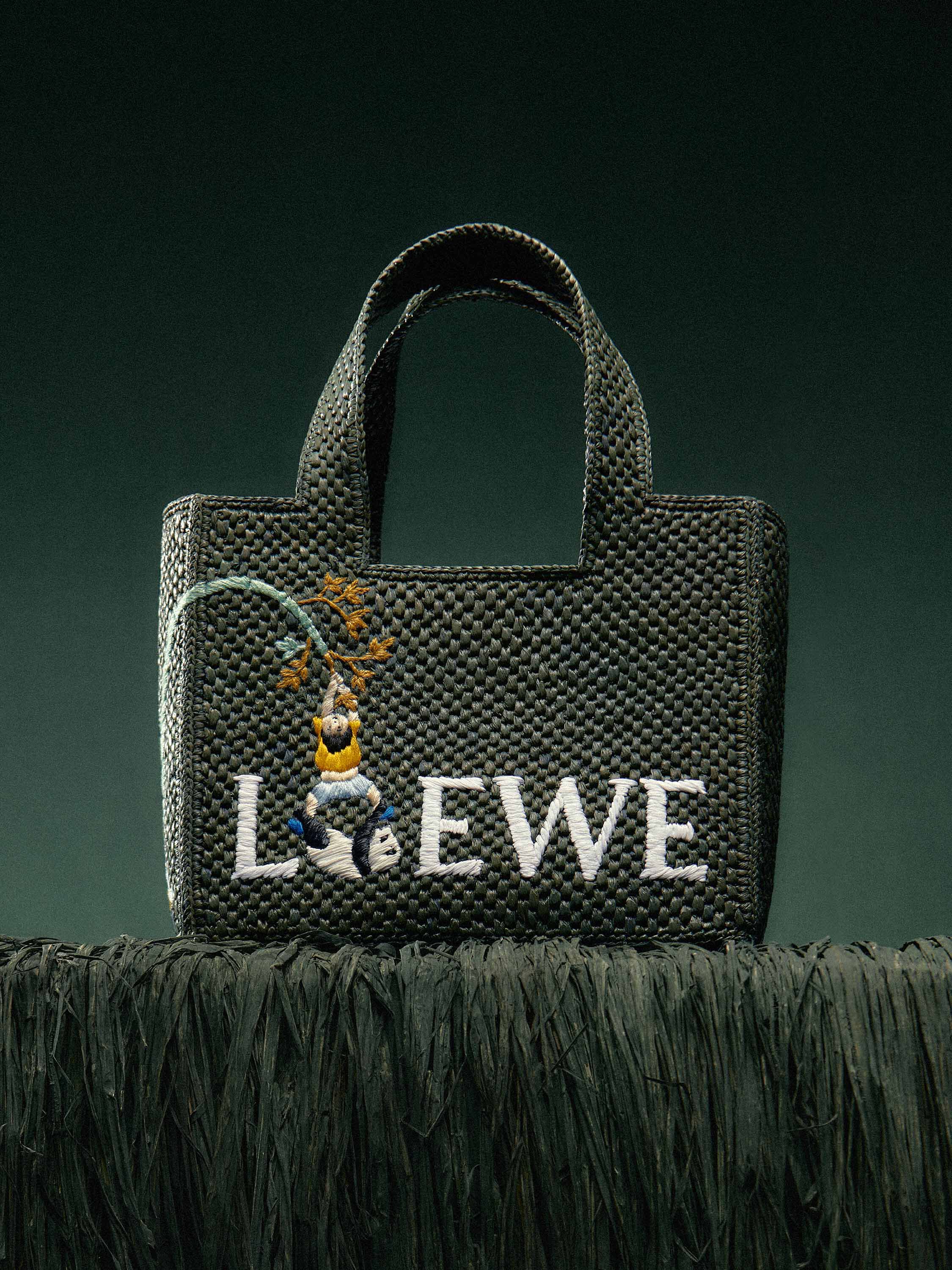 Luxury gifts collection | Designer gifts for women & men | Loewe